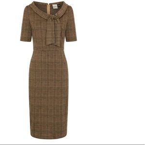 Hendricks Style Dress form Mad Men